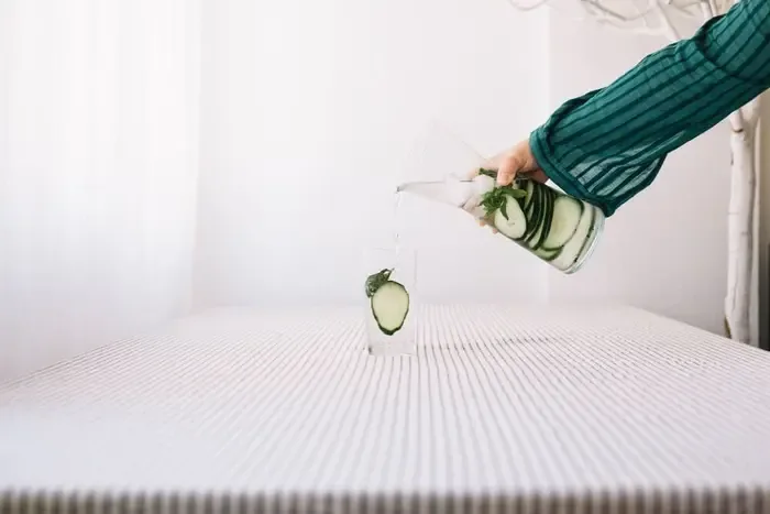 Cleaning stains from a mattress at home
